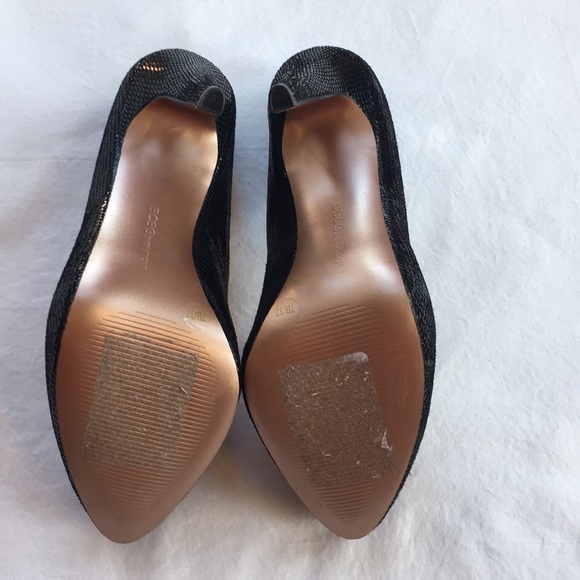 NWOT BCBGeneration Black Snakeskin Pattern Heels, 7 - Picture 6 of 9
